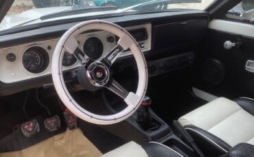 Datsun-1200-1972-2