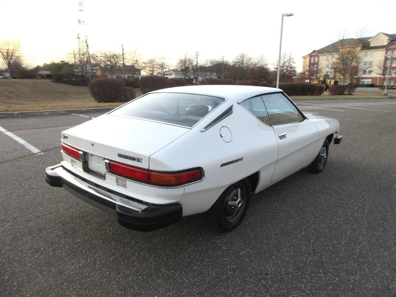Datsun-200SX-1977-Coupe-11