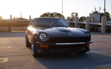 Datsun-240z-1973-black-3