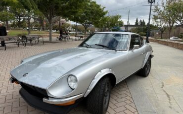 Datsun-24OZ-1973-6