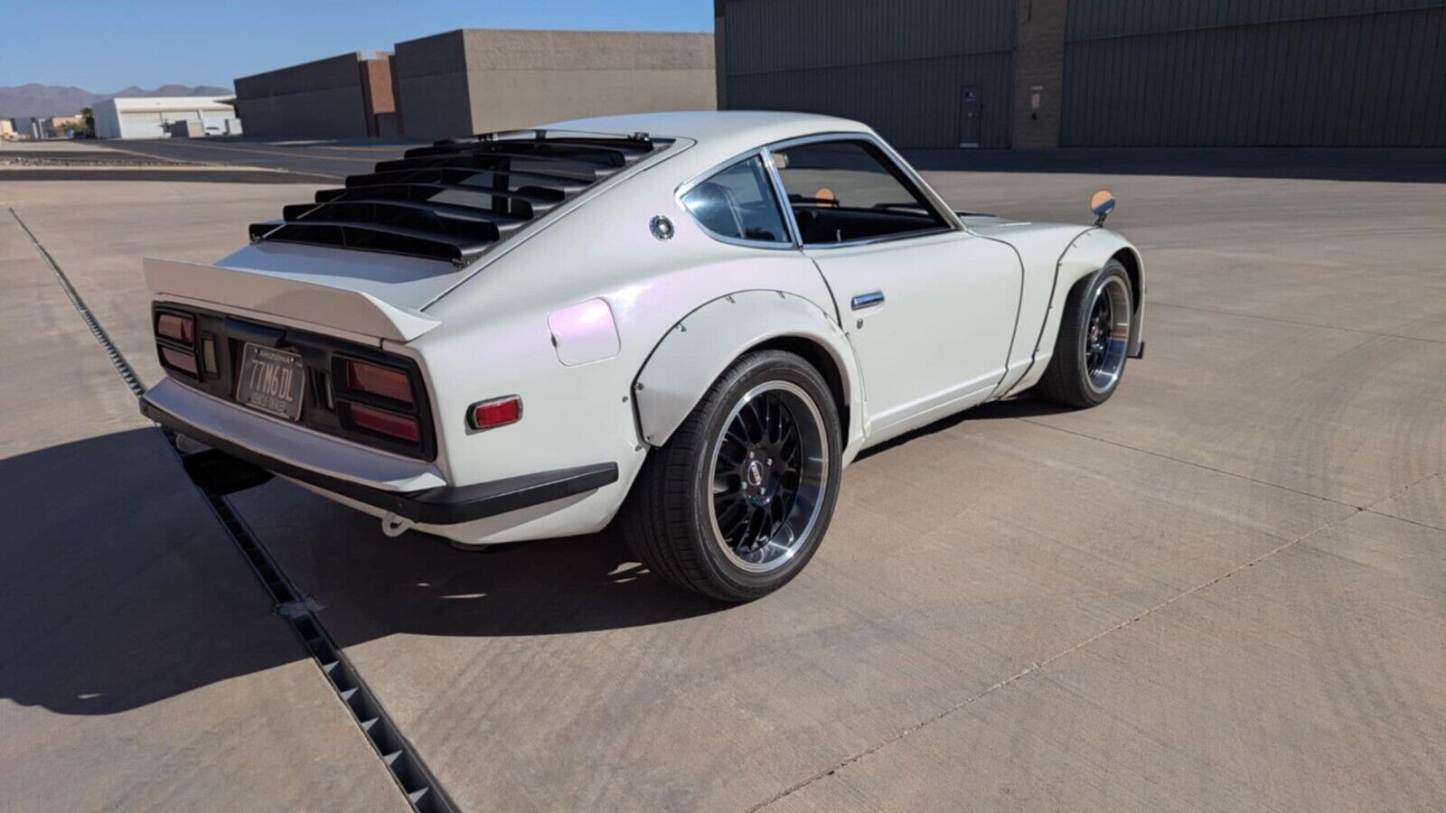 Datsun-280Z-1977-Coupe-2