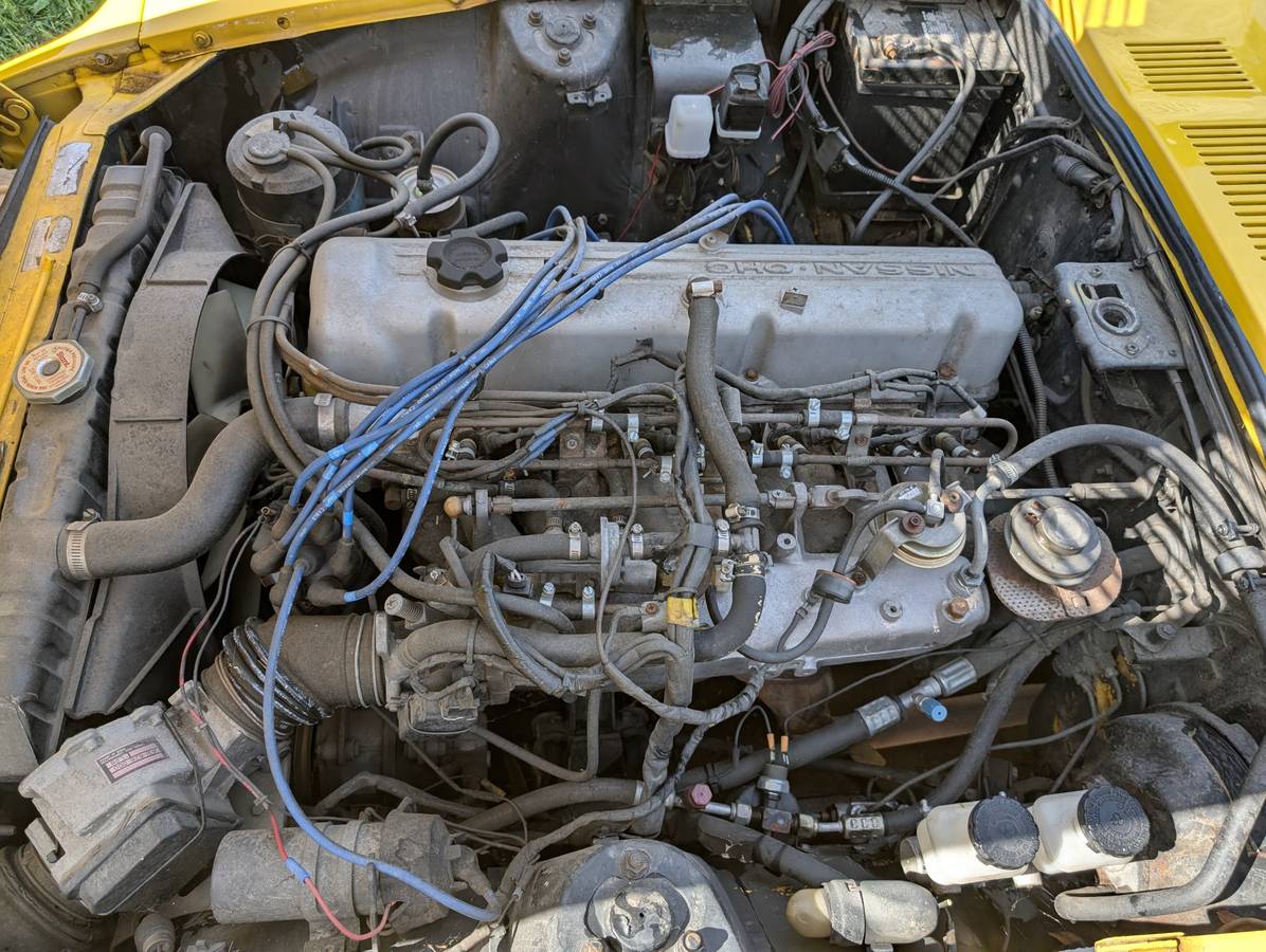 Datsun-280z-1976-yellow-12