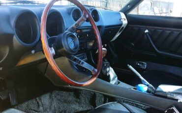 Datsun-280z-1976-yellow-13