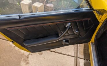 Datsun-280z-1976-yellow-5