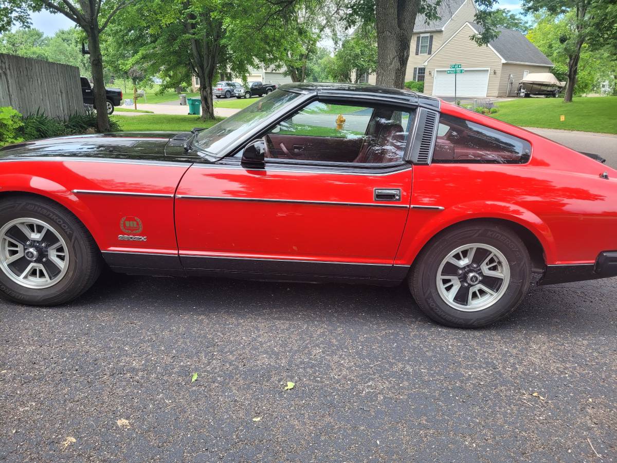 Datsun-280zx-1980-red