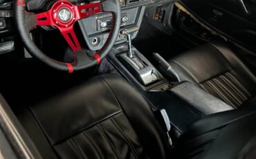 Datsun-280zx-1982-red-5