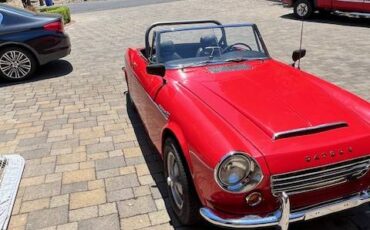 Datsun-311-roadster-1966-red-10