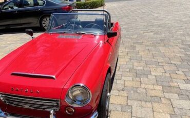 Datsun-311-roadster-1966-red-11