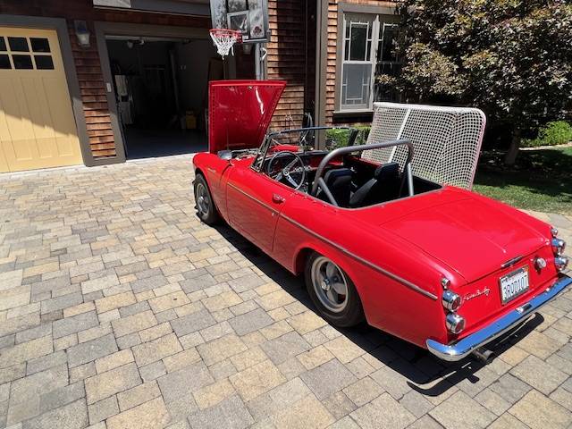 Datsun-311-roadster-1966-red-6