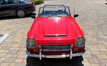 Datsun-311-roadster-1966-red-9