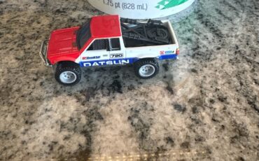 Datsun-720-1982-13