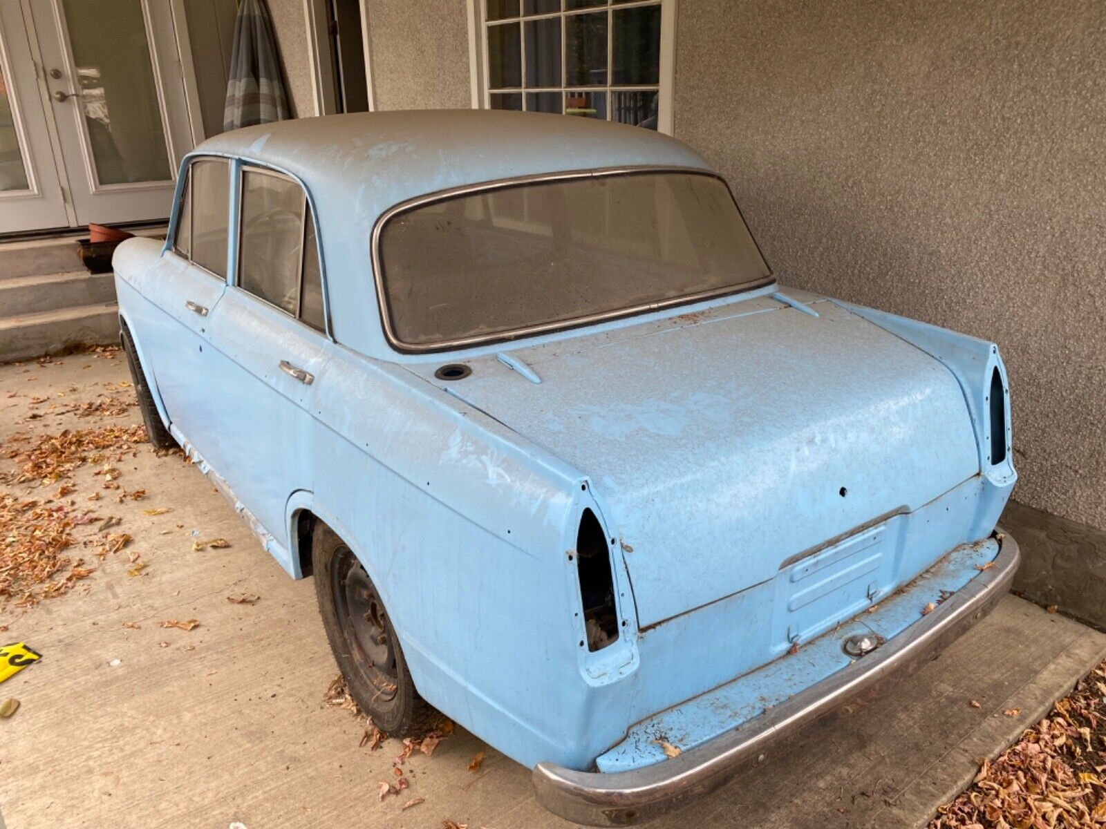 Datsun-Bluebird-1963-Sedan-1