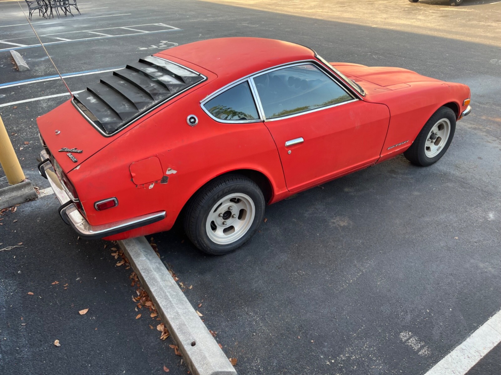 Datsun-Z-Series-1972-Coupe-35