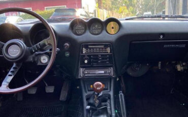 Datsun-Z-Series-1973-Coupe-16