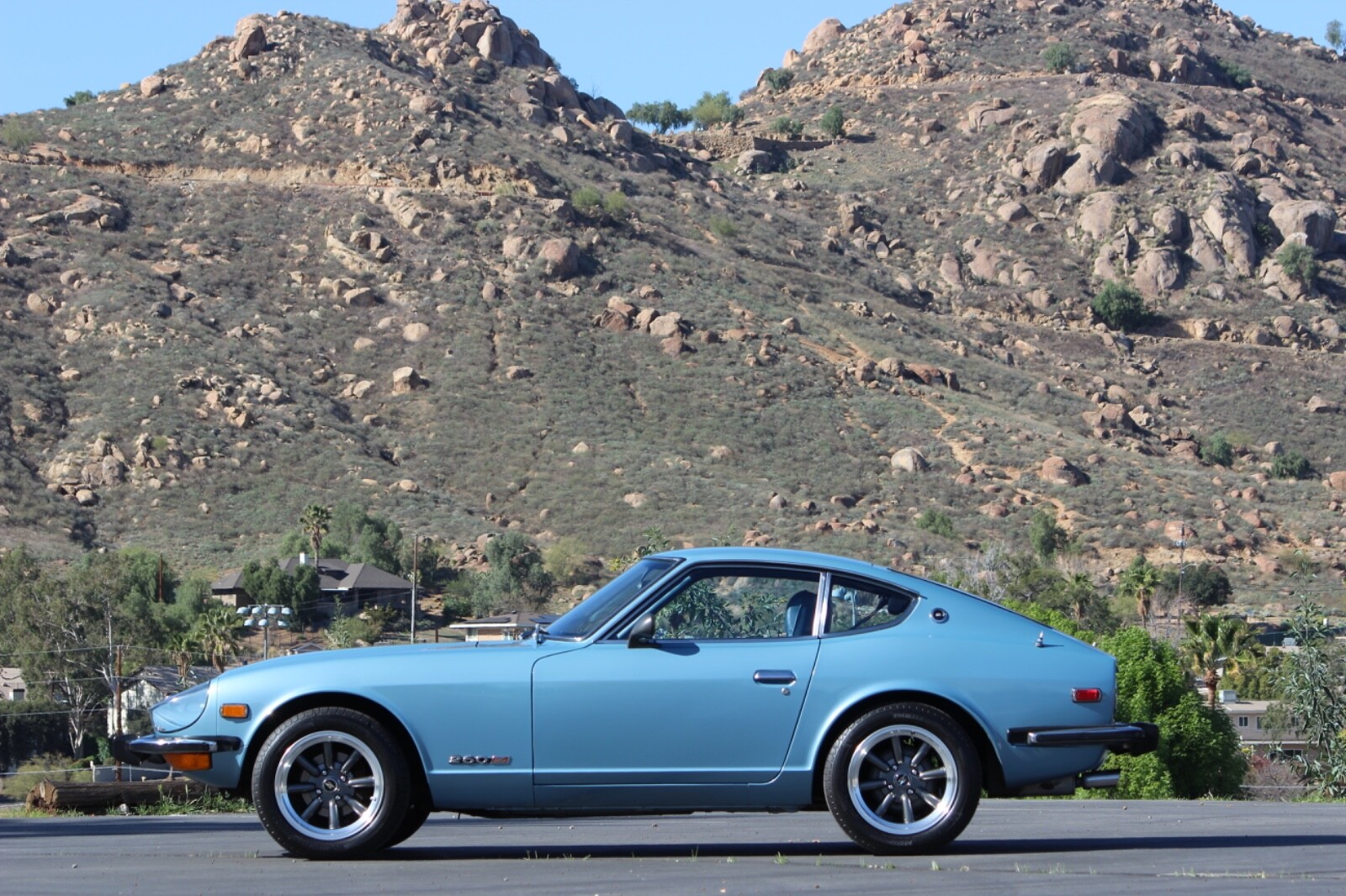 Datsun-Z-Series-1974-Coupe-1