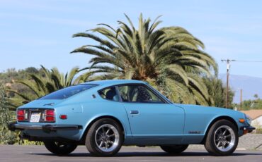 Datsun-Z-Series-1974-Coupe-2