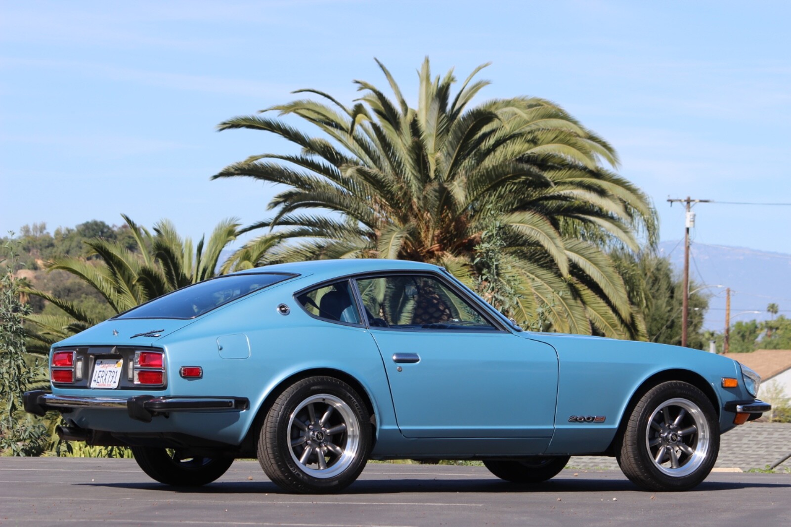 Datsun-Z-Series-1974-Coupe-2