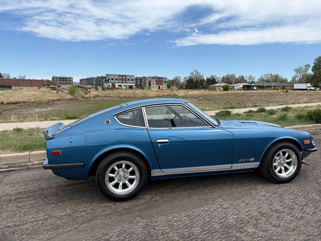 Datsun-Z-Series-1977-30