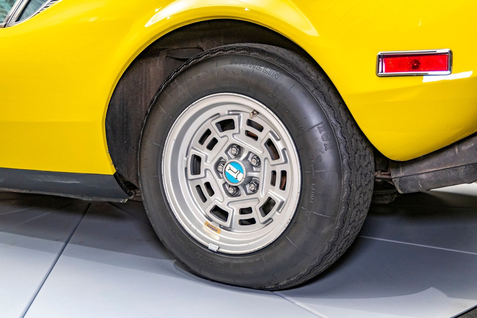 De-Tomaso-Pantera-1971-Coupe-20