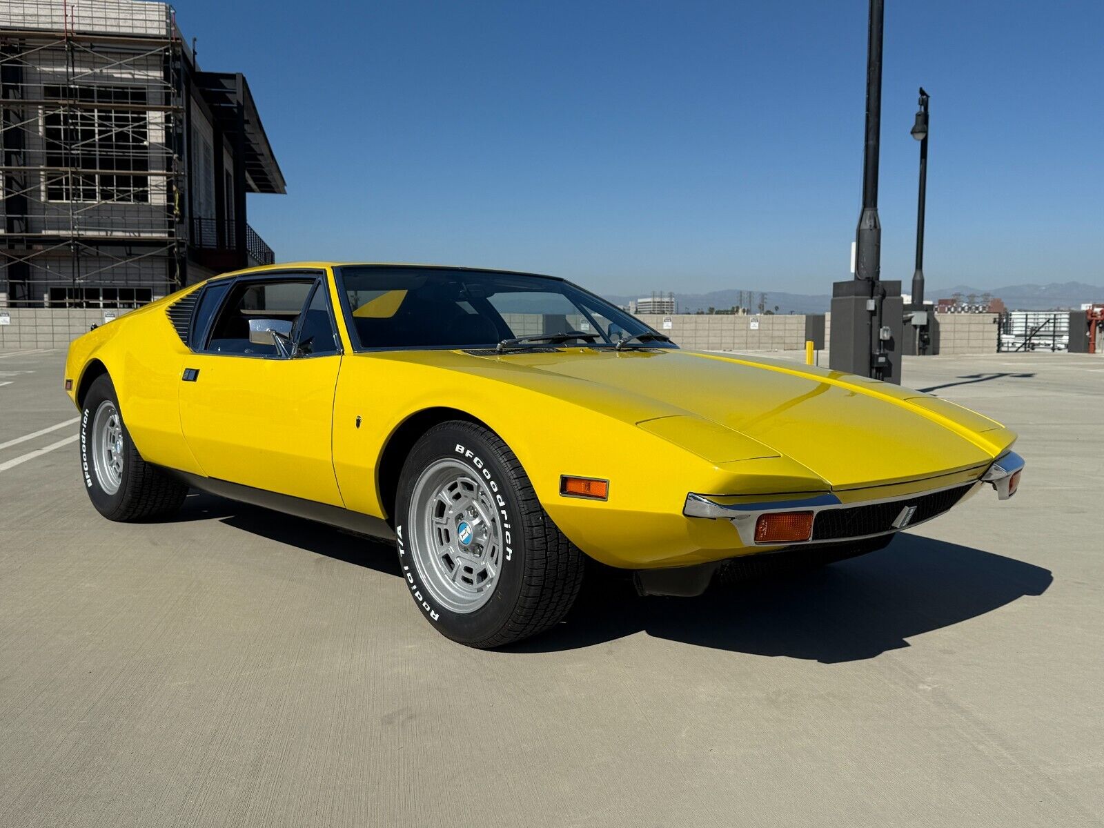 De-Tomaso-Pantera-1971-Coupe-20
