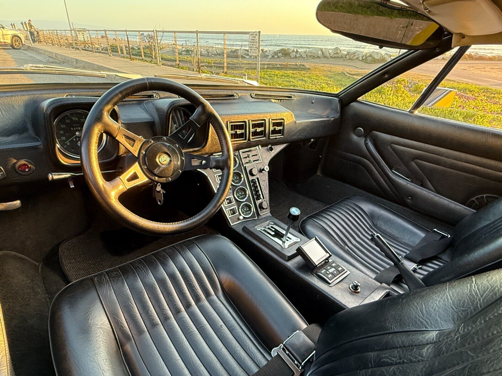 De-Tomaso-Pantera-1971-Coupe-28