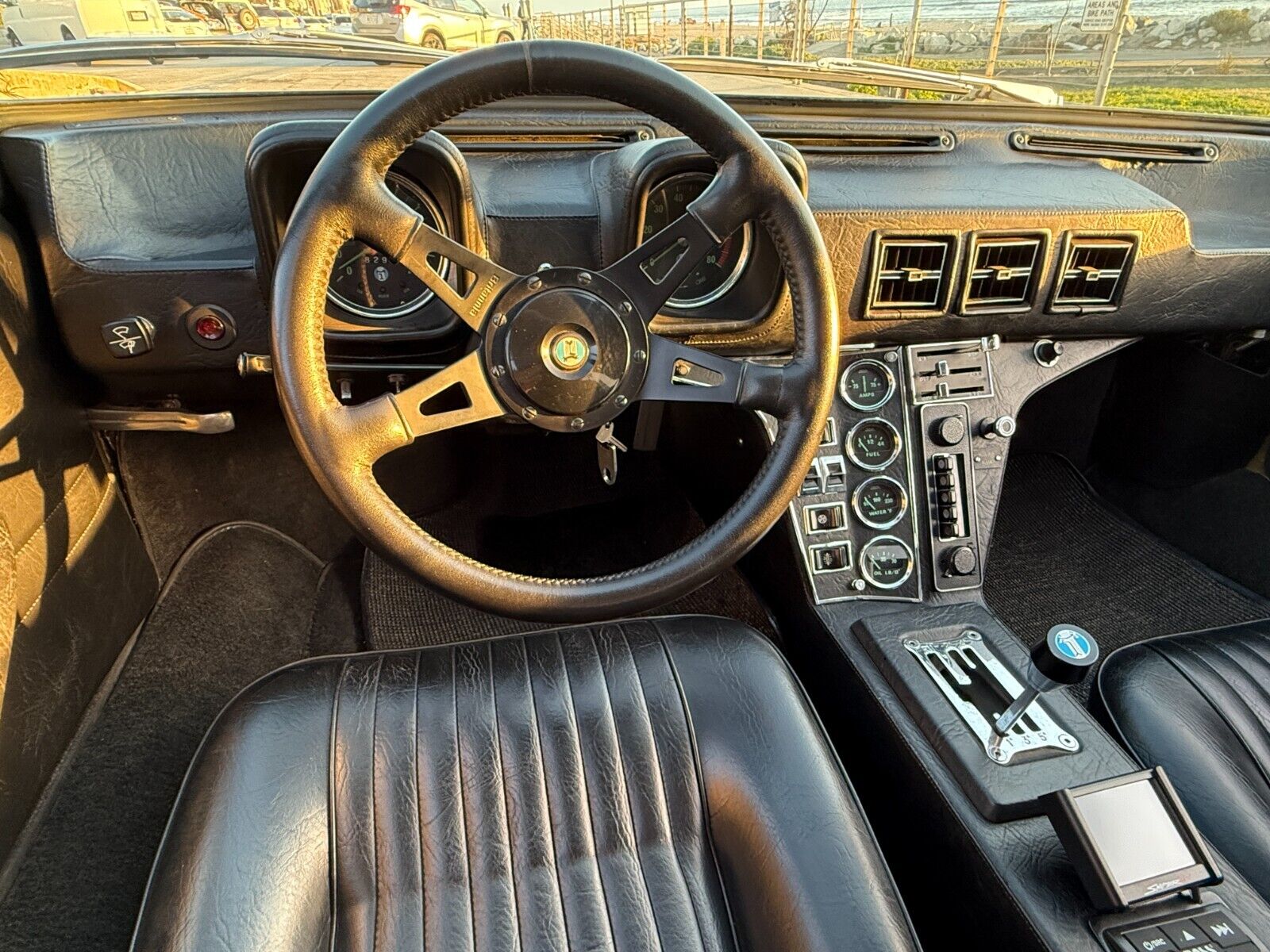 De-Tomaso-Pantera-1971-Coupe-29