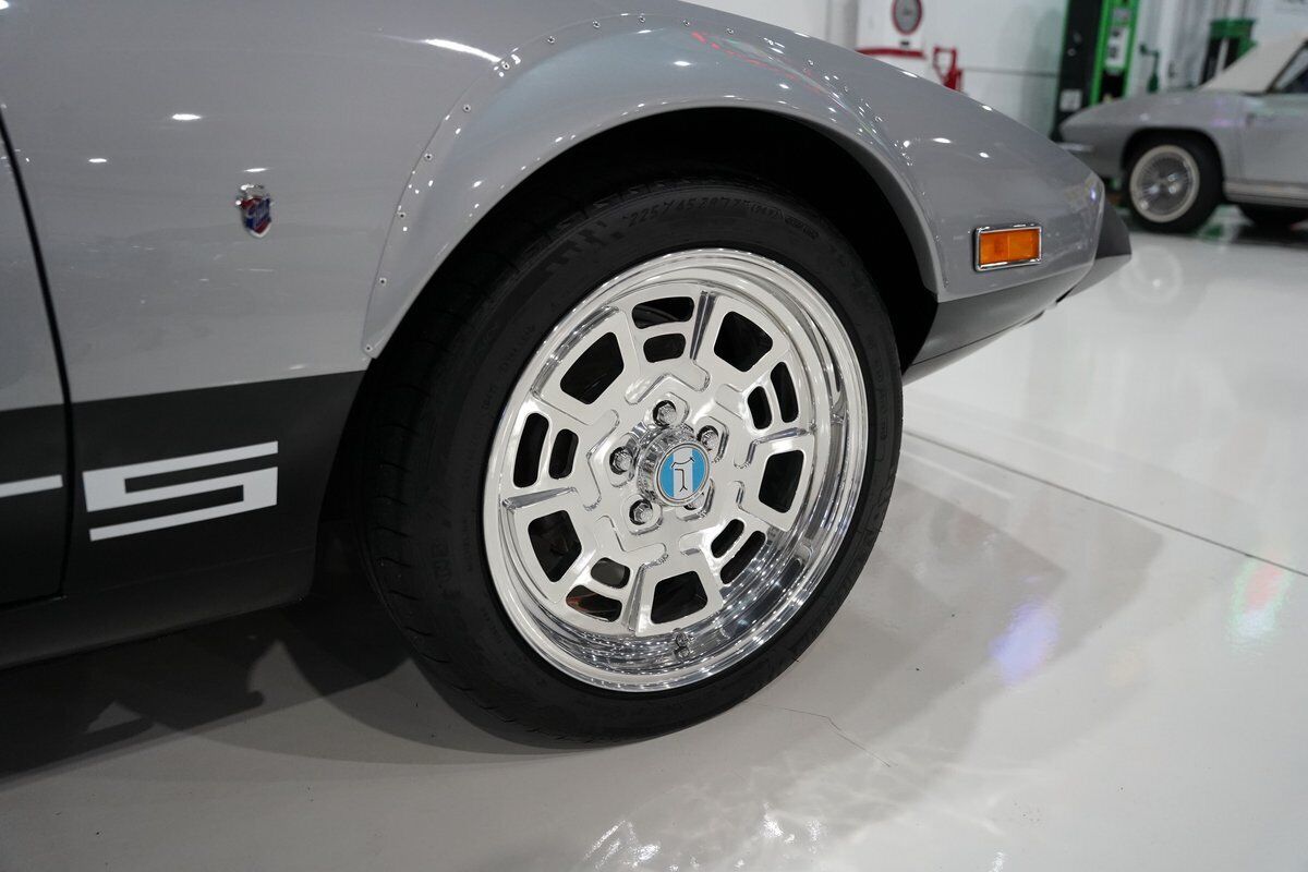 De-Tomaso-Pantera-1974-11