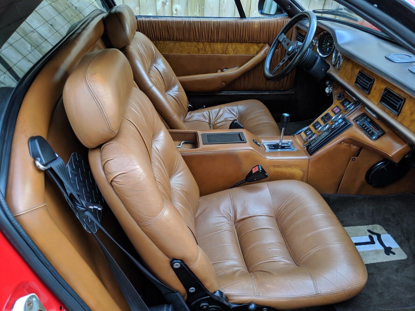 De-Tomaso-Pantera-1984-Coupe-12
