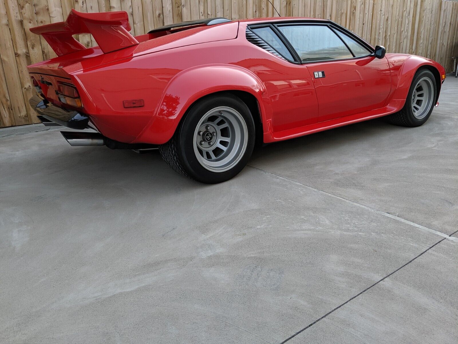 De-Tomaso-Pantera-1984-Coupe-5