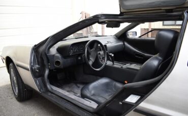 DeLorean-DMC-12-1981-Coupe-23