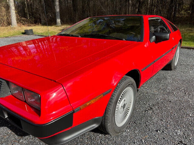 DeLorean-DMC-12-1981-Coupe-4