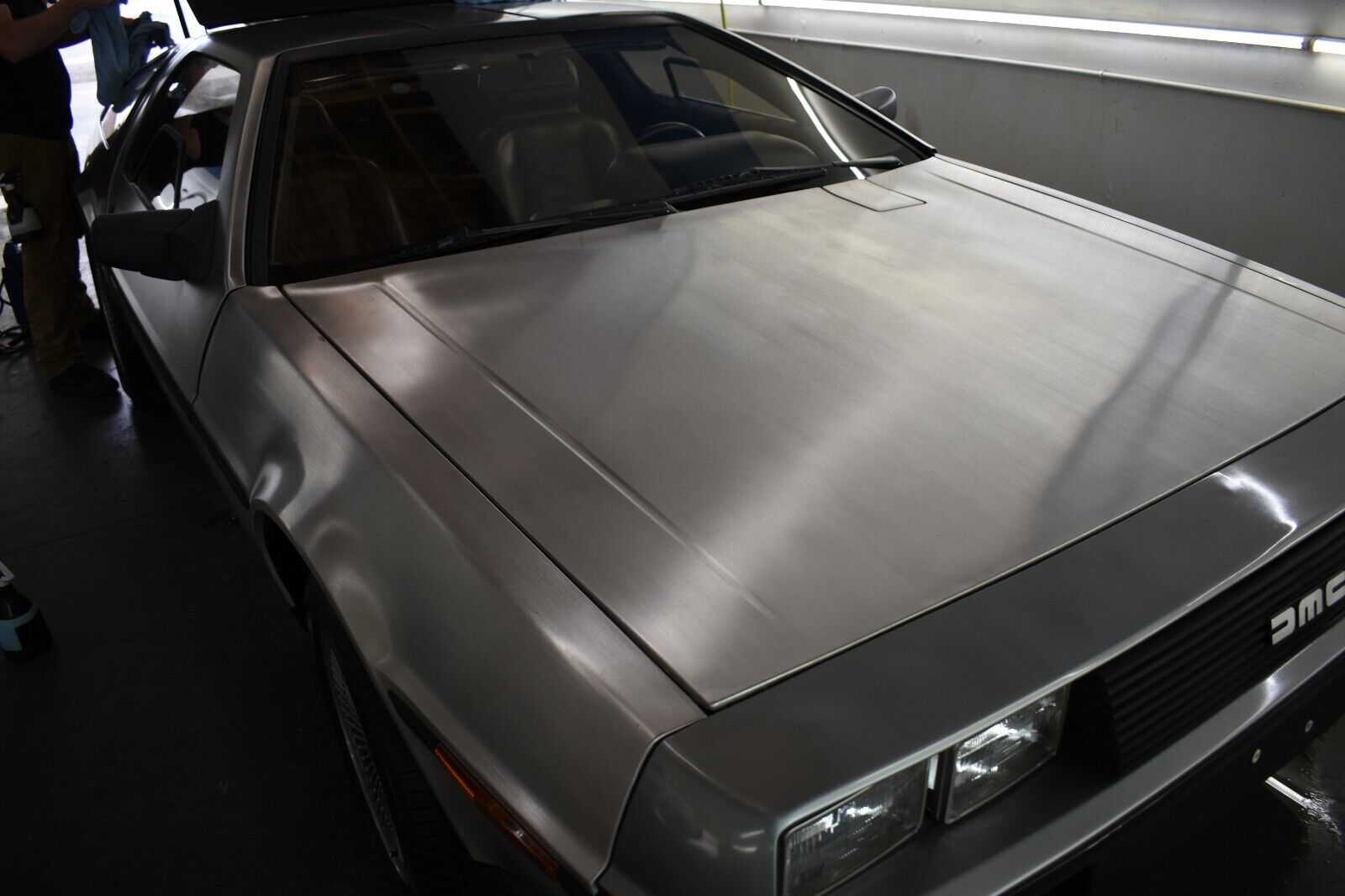 DeLorean-DMC-12-1981-Coupe-4