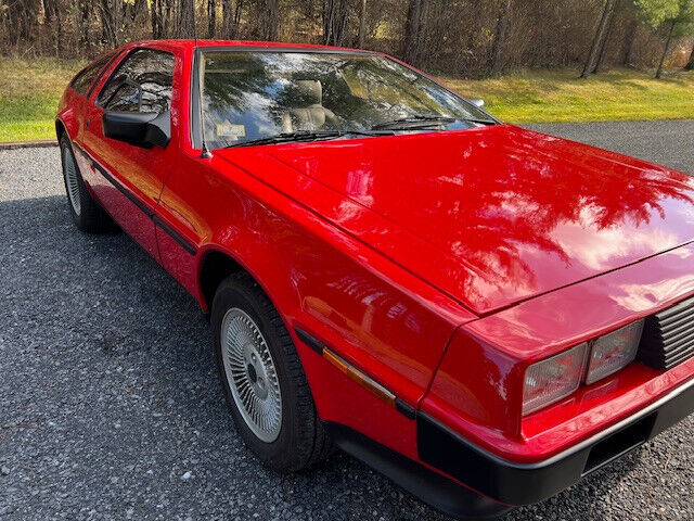 DeLorean-DMC-12-1981-Coupe-5