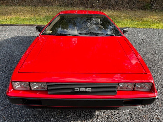DeLorean-DMC-12-1981-Coupe-6