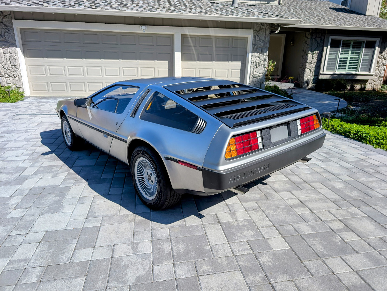 DeLorean-DMC-12-1983-14