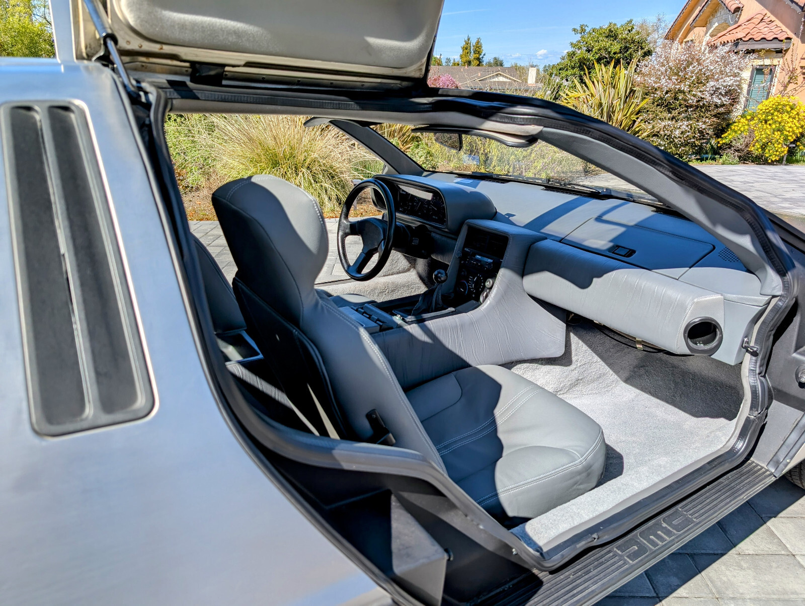 DeLorean-DMC-12-1983-7