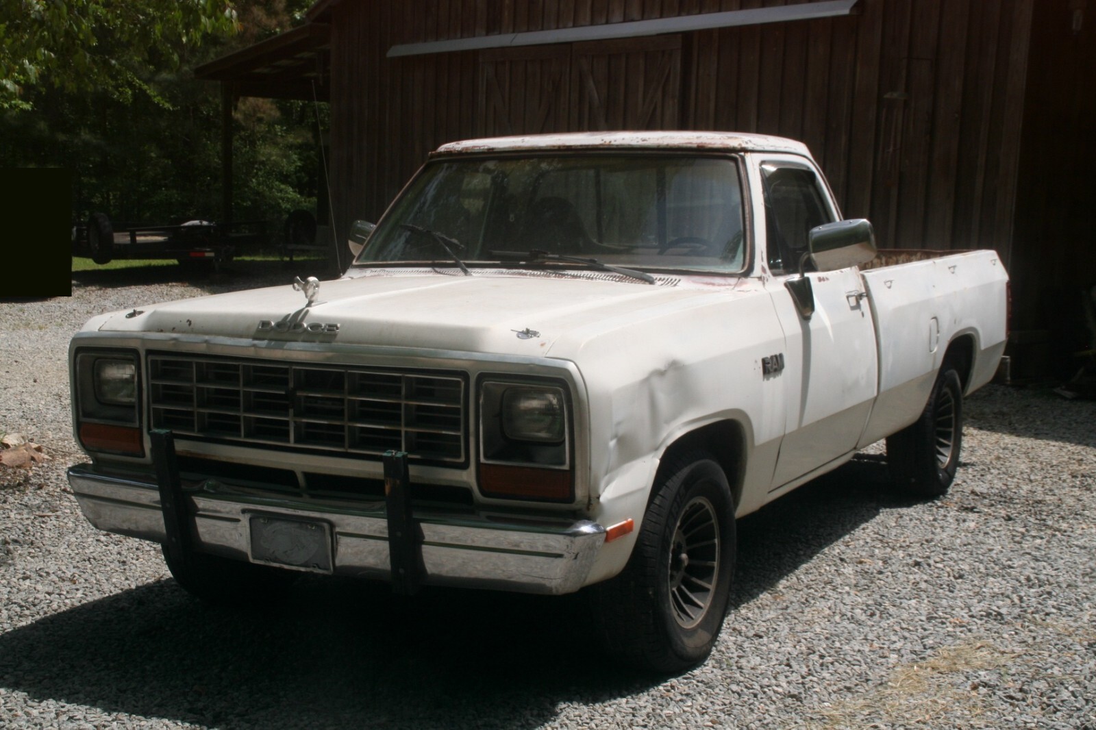 Dodge-150-1982-Standard-Cab-Pickup