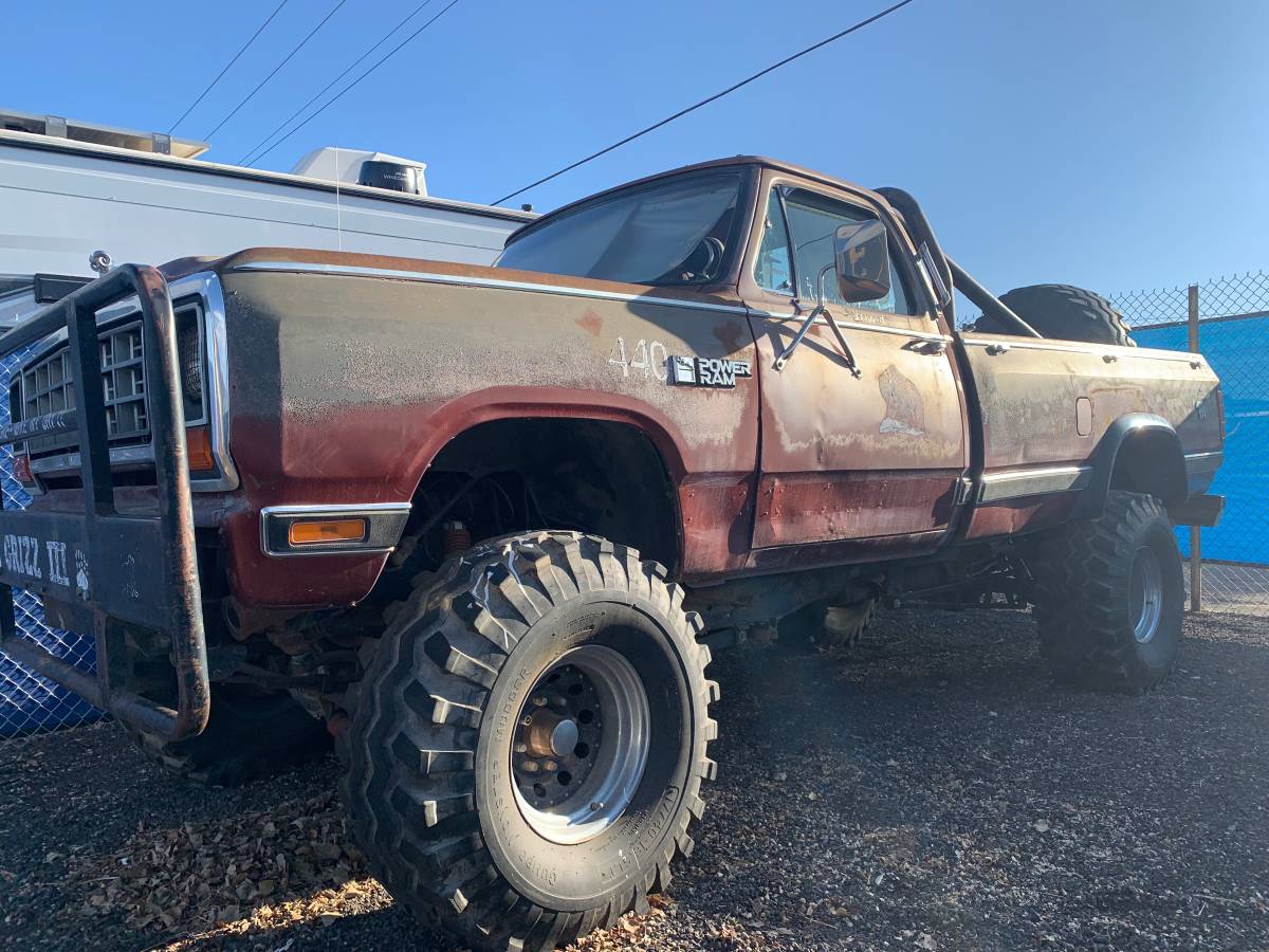 Dodge-1985-8