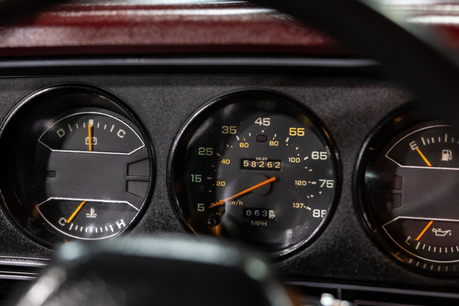 Dodge-34-Ton-Trucks-1989-Pickup-Truck-37