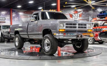 Dodge-34-Ton-Trucks-1989-Pickup-Truck
