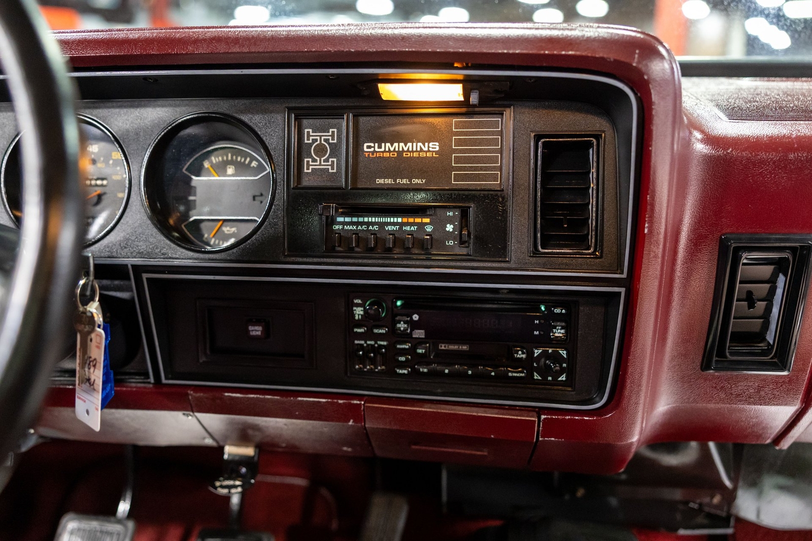 Dodge-34-Ton-Trucks-1989-Pickup-Truck-38