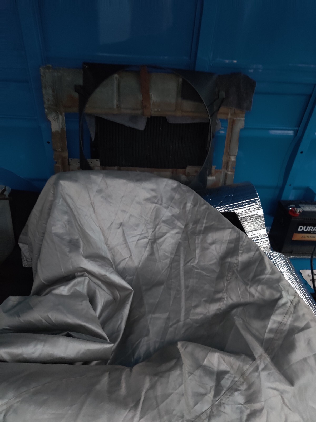 Dodge-A100-1968-Standard-Passenger-Van-13
