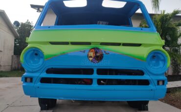 Dodge-A100-1968-Standard-Passenger-Van-27