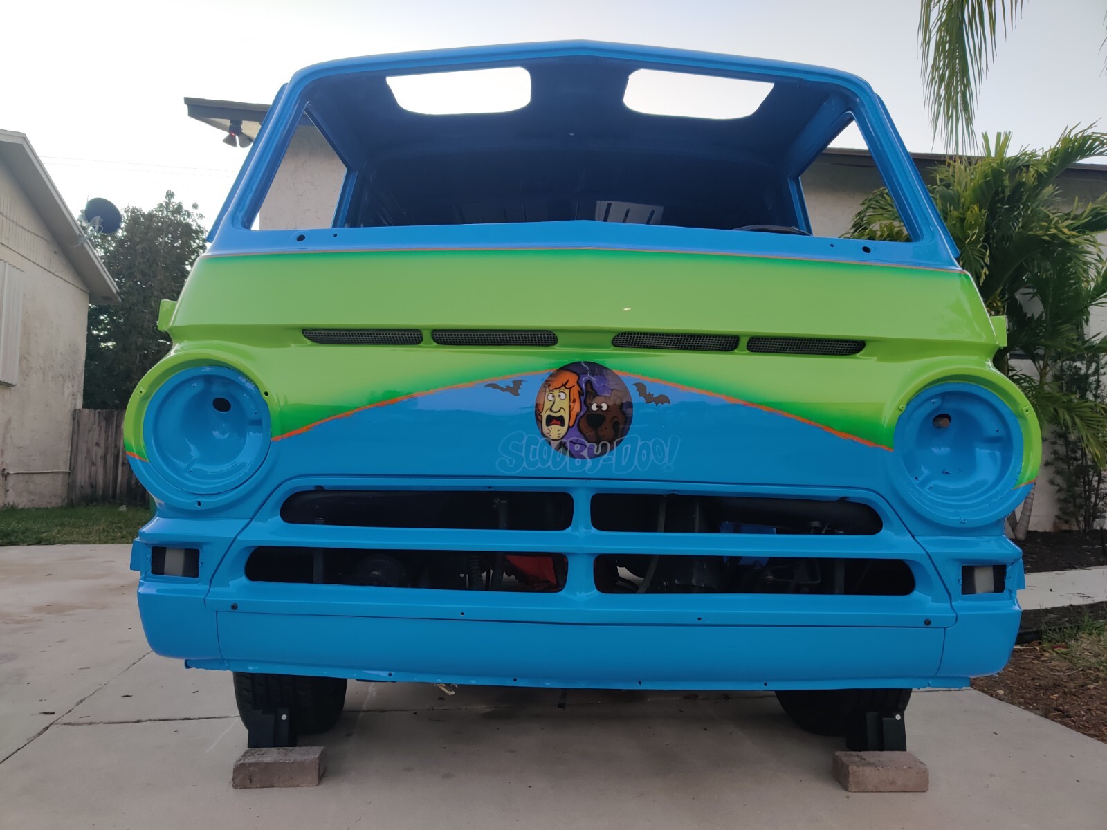 Dodge-A100-1968-Standard-Passenger-Van-27