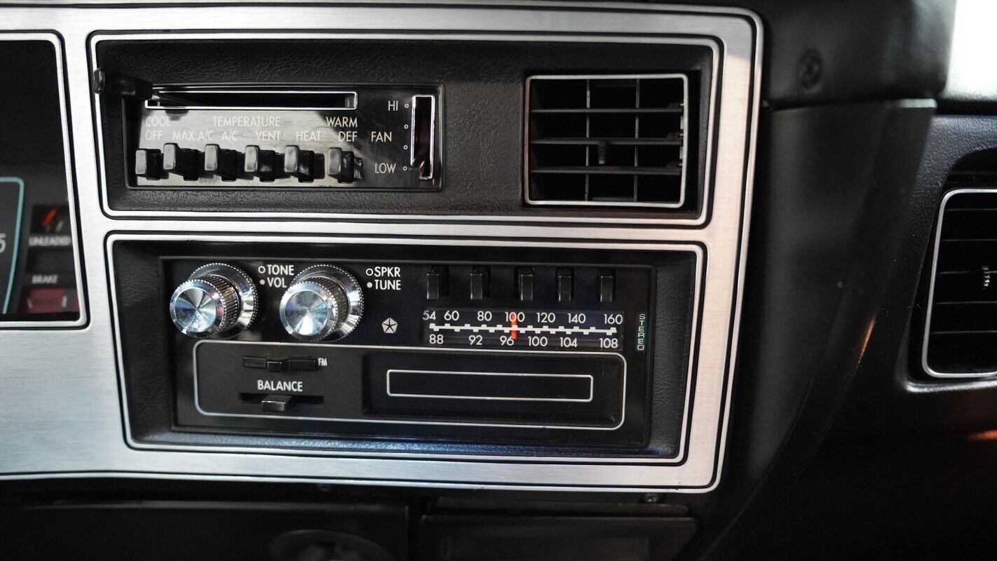 Dodge-Aspen-1979-Coupe-38