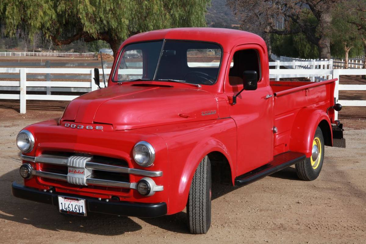 Dodge-B3-pickup-1951-red