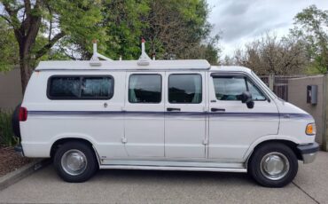 Dodge-B3500-sportsmobile-conversion-1995-white-2