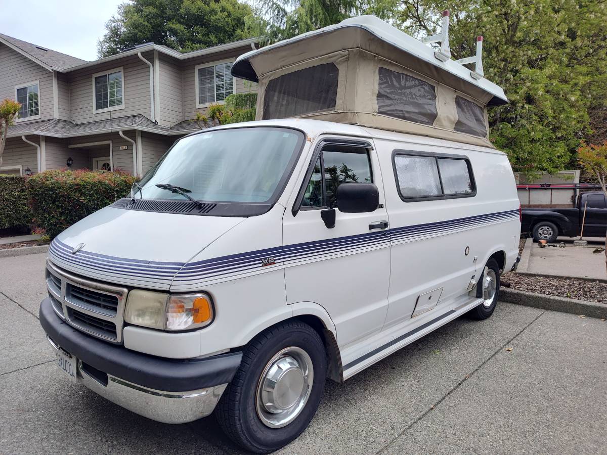 Dodge-B3500-sportsmobile-conversion-1995-white