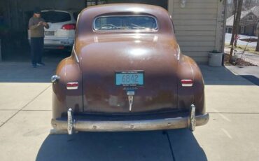 Dodge-Business-coupe-1940-brown-7