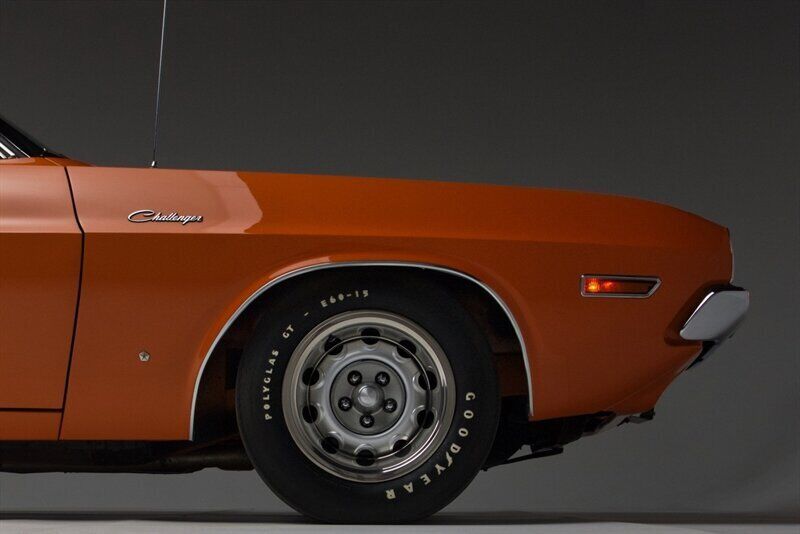 Dodge-Challenger-1970-10